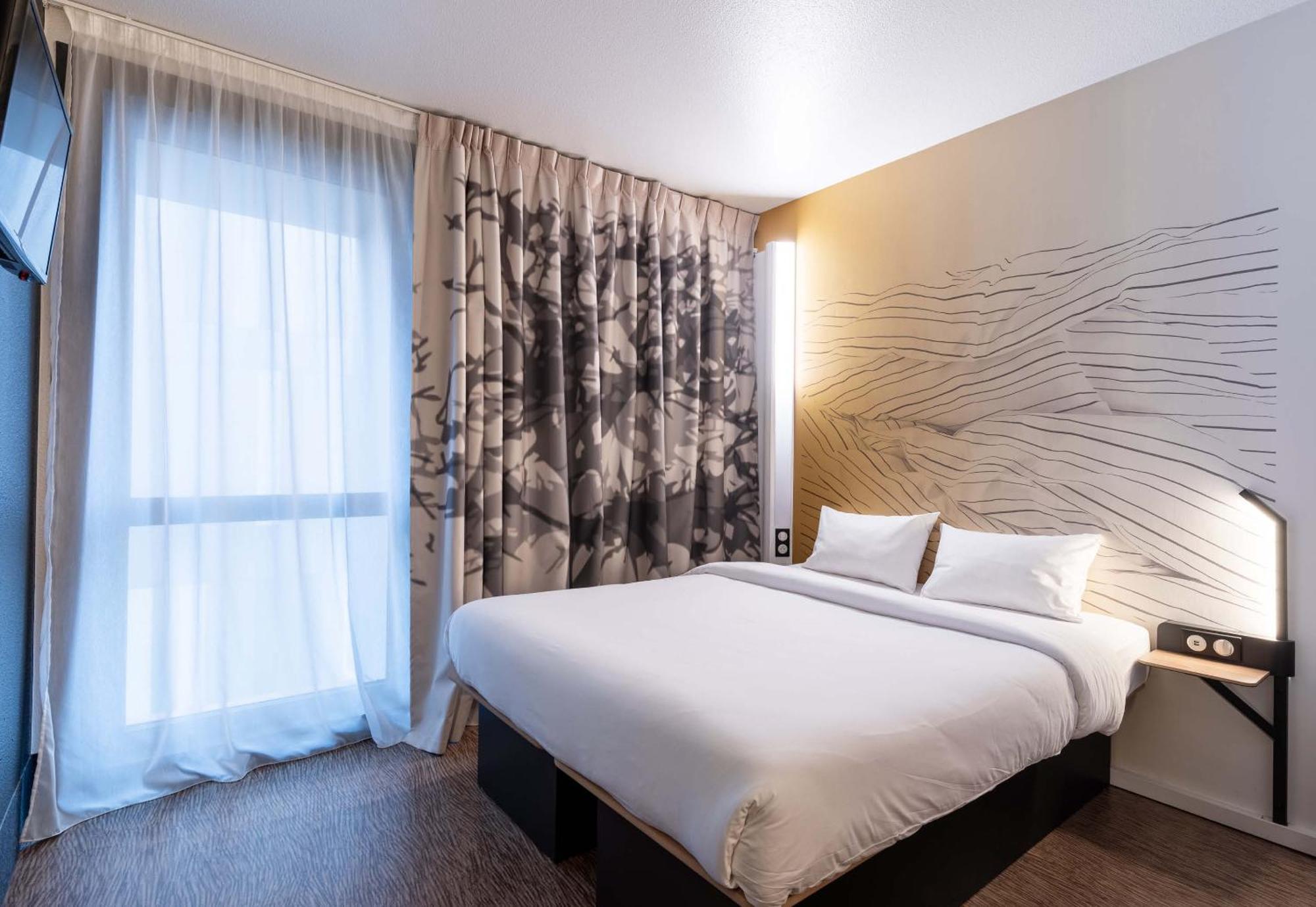 B&B Hotel Lille Grand Stade Вільнев-д'Аск Екстер'єр фото