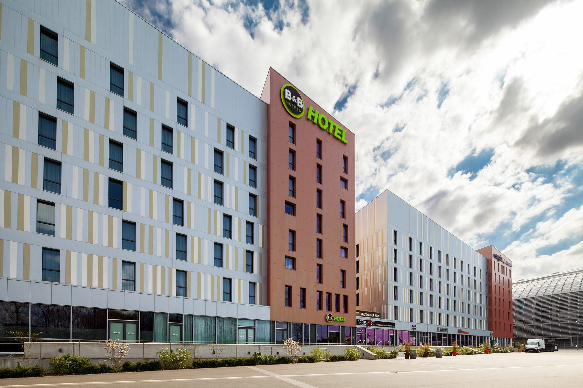 B&B Hotel Lille Grand Stade Вільнев-д'Аск Екстер'єр фото