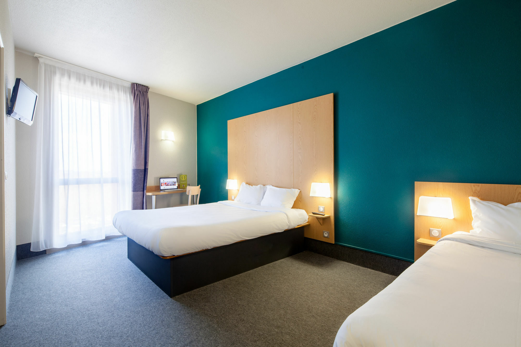 B&B Hotel Lille Grand Stade Вільнев-д'Аск Екстер'єр фото